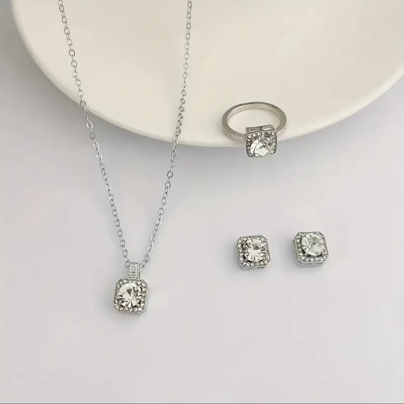 4pcs Fashionable And Minimalist New Creative Necklace Set