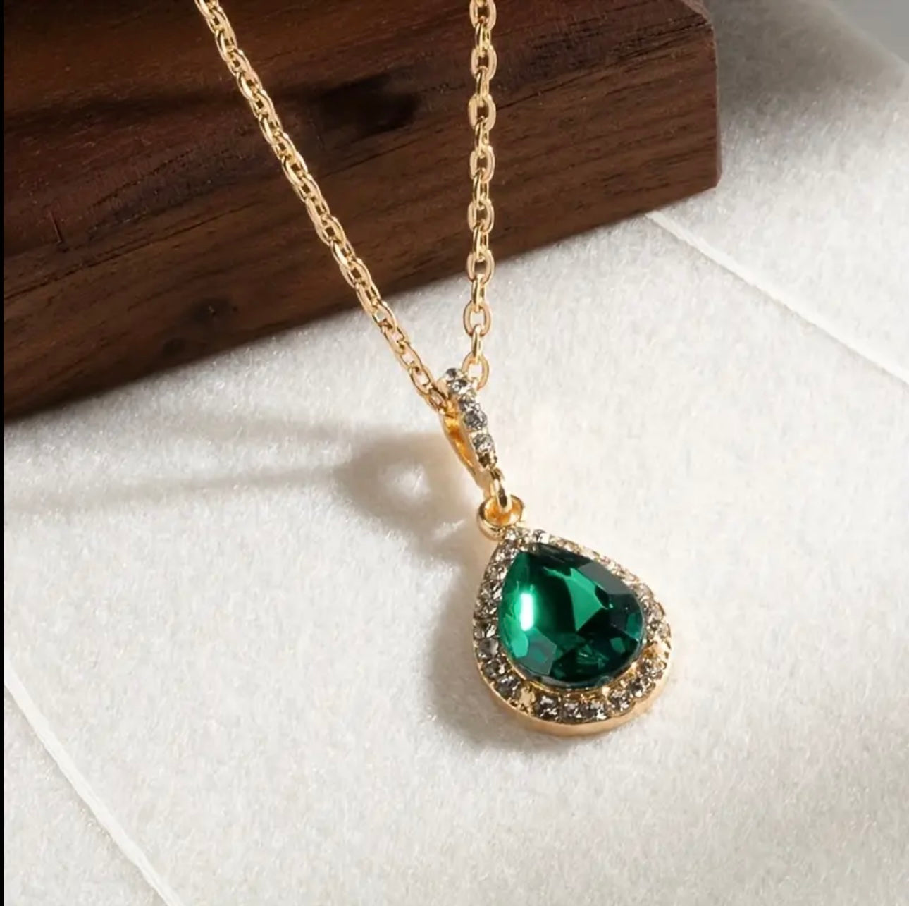 Emerald Teardrop Necklace